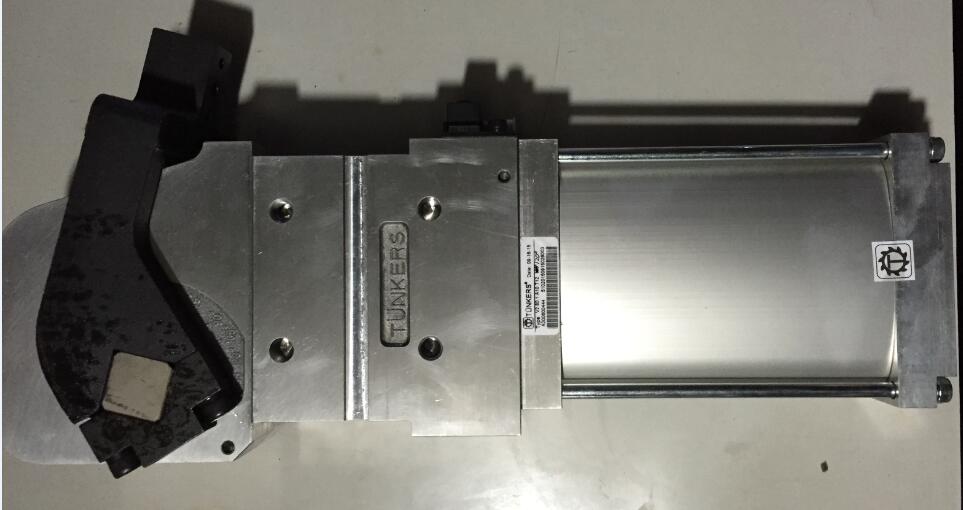 V80.1 A10 T12 135 ¹TUNKERSн
